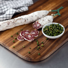 Load image into Gallery viewer, Premium Saucisson sec fresh green pepper